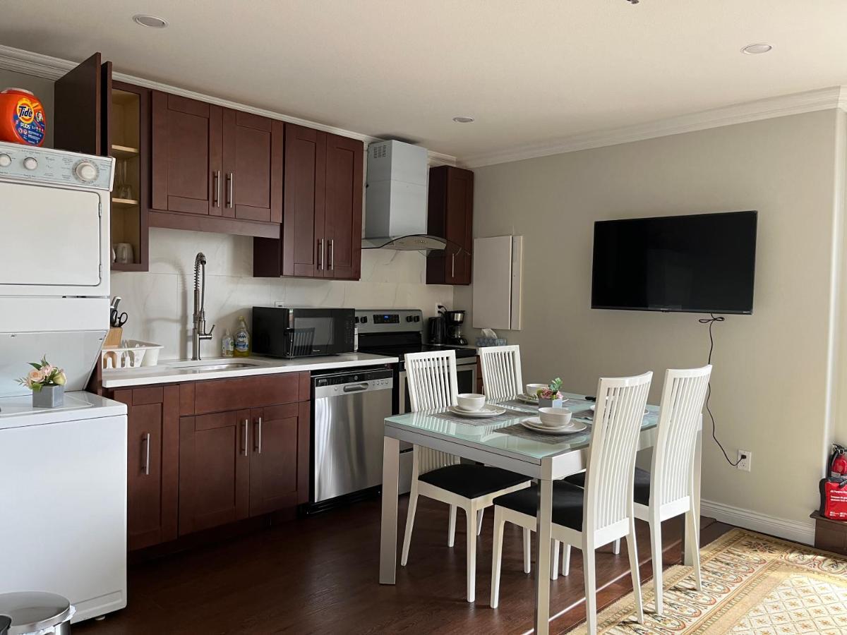 Coze Home In Vancouver Near Yvr Экстерьер фото
